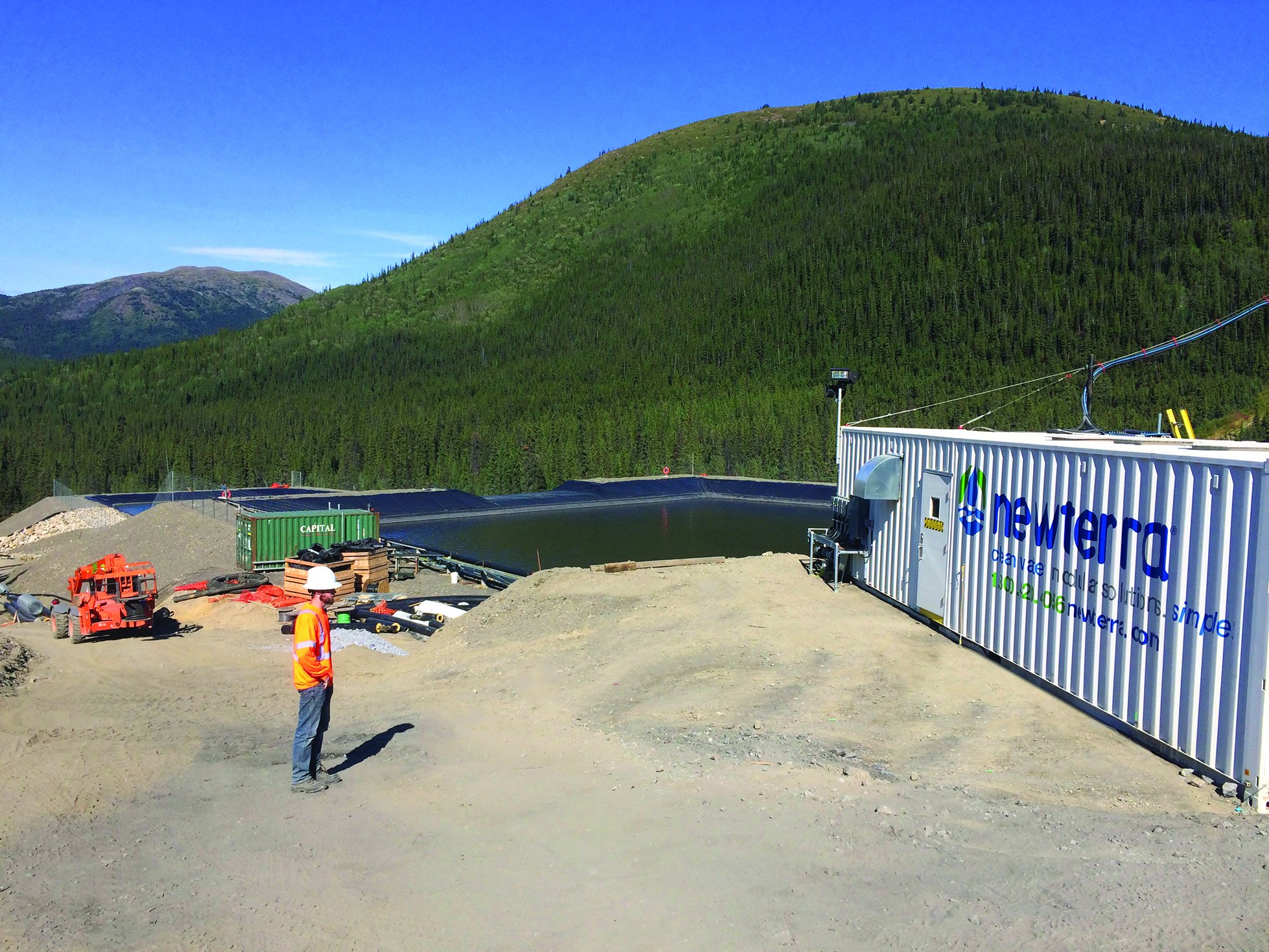 Newterra container solution at a mining site, workers in high visibility