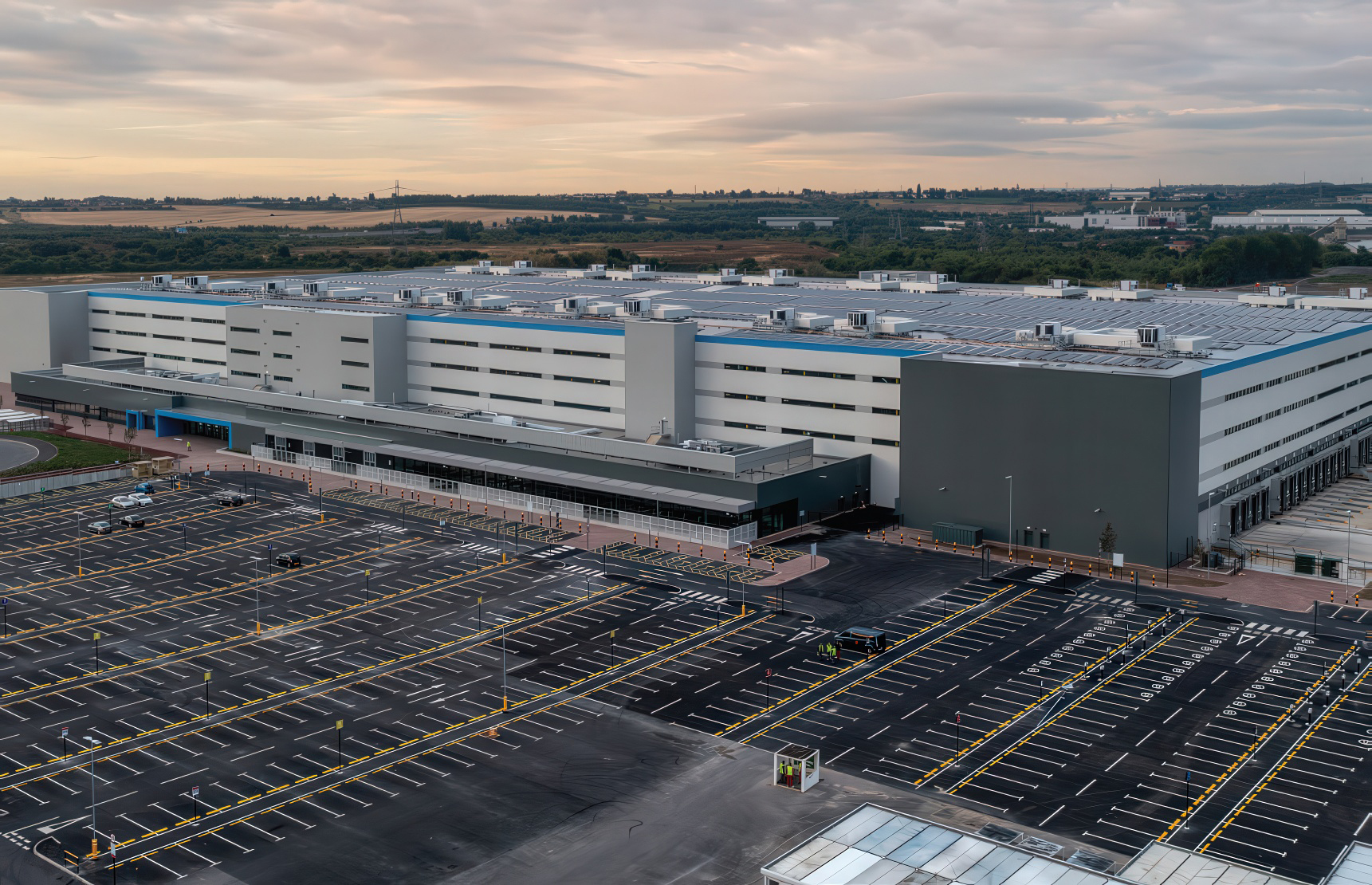 Former Auto Plant turned into Eco-Friendly Warehouse Hub